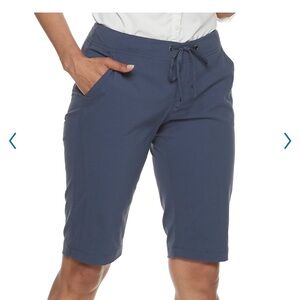 Women’s Columbia Bermuda shorts